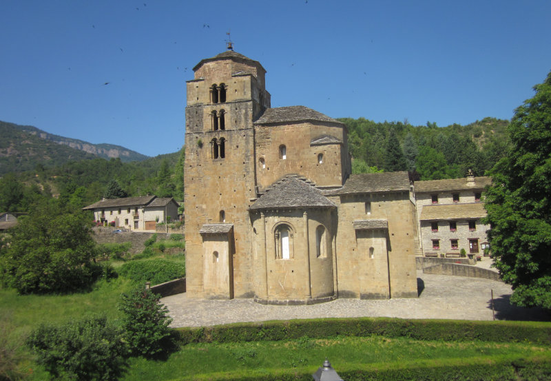 Iglesia de Santa Maria Santa Cruz de las Seros