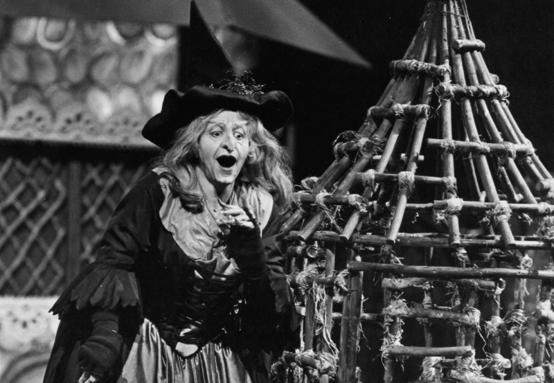 Humperdinck: Hansel and Gretel . Rosalind Elias. Metropolitan Opera of New York. 1982. Foto: Archivo de Metropolitan Opera of New York 