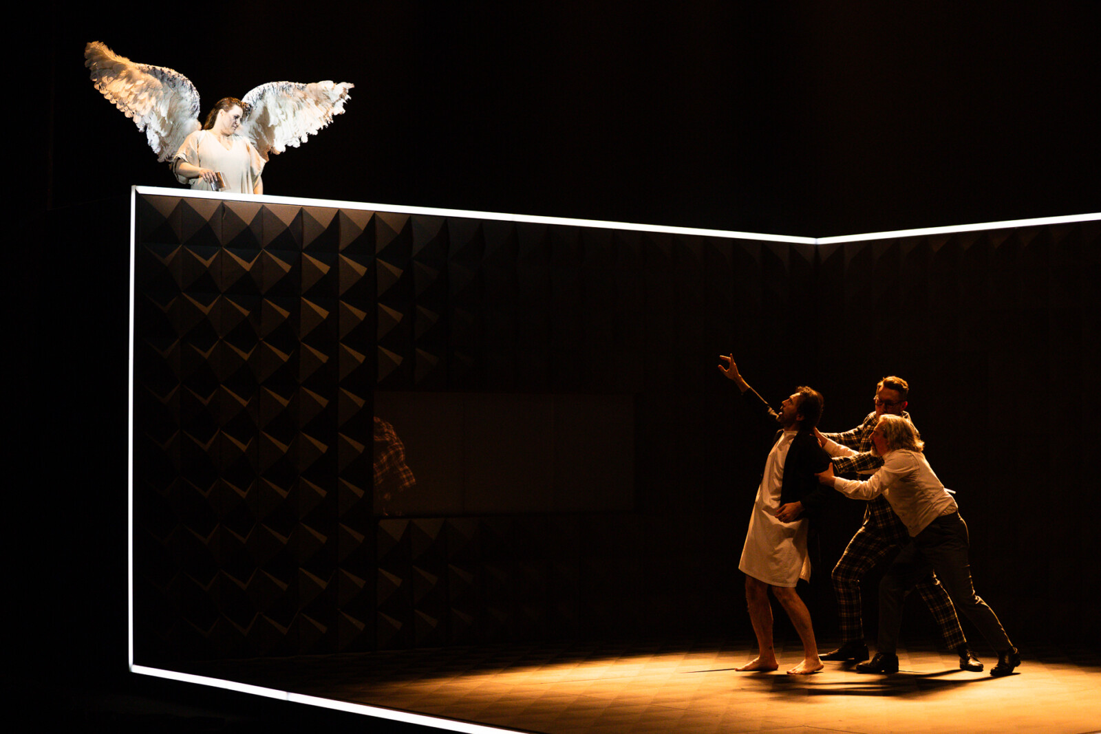 LA PATÉTICA, Miguel del Arco, Centro Dramático Nacional, Teatro Kamikaze, Alberto Revidiego, Teatro Clásico, EIDÔLON, Aristófocles eterno, Teatro Central